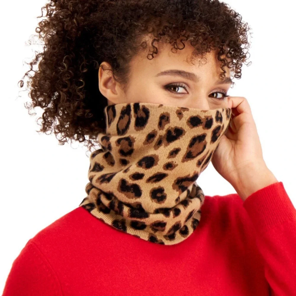 Cashmere Cheetah Gaiter Facemask Neckwarmer